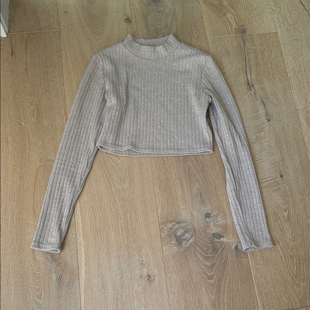 Women's Ribbed Mock-Neck Crop Top in taupe